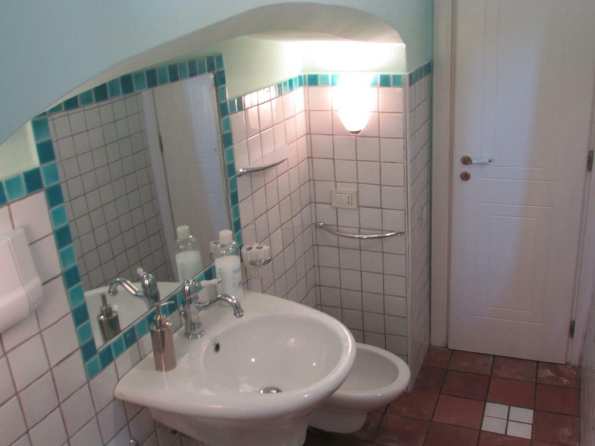 Salerno Domus Claudia Apartment Bagian luar foto